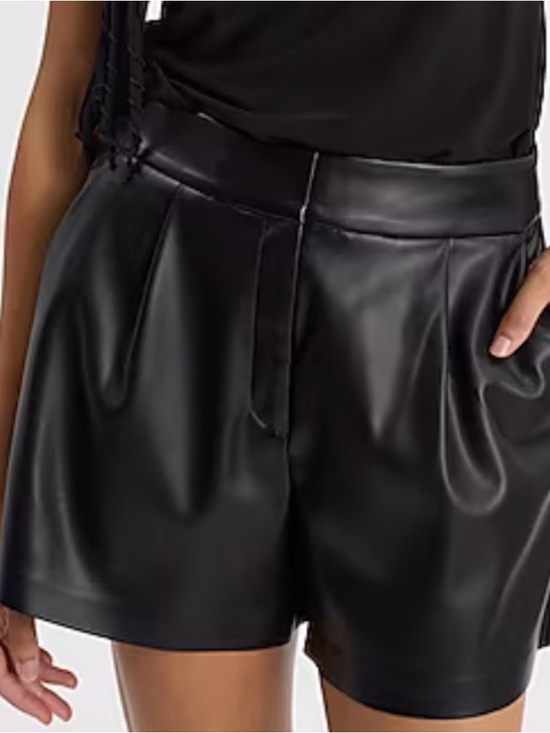 Express Black Faux Leather High-Waist Shorts size 2 - Picture 5 of 7